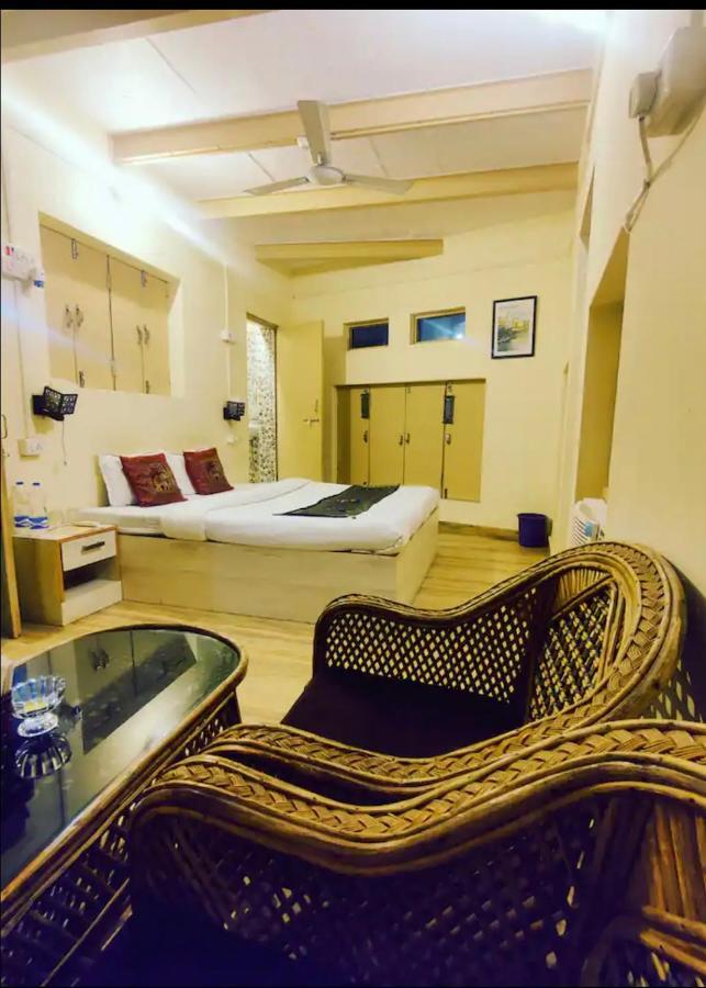 Yogi Soul Hotel Varanasi Exterior photo